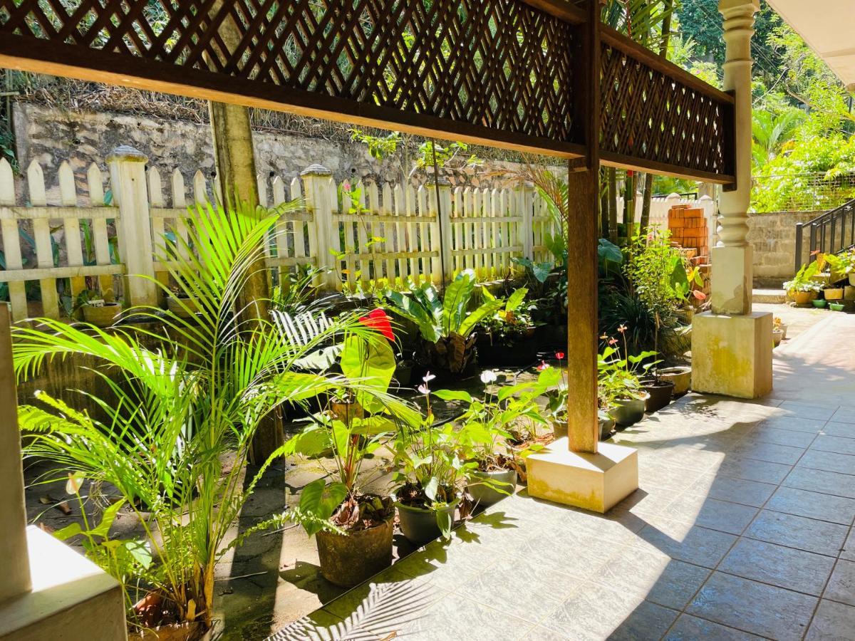 Unique Villa Kandy Bagian luar foto